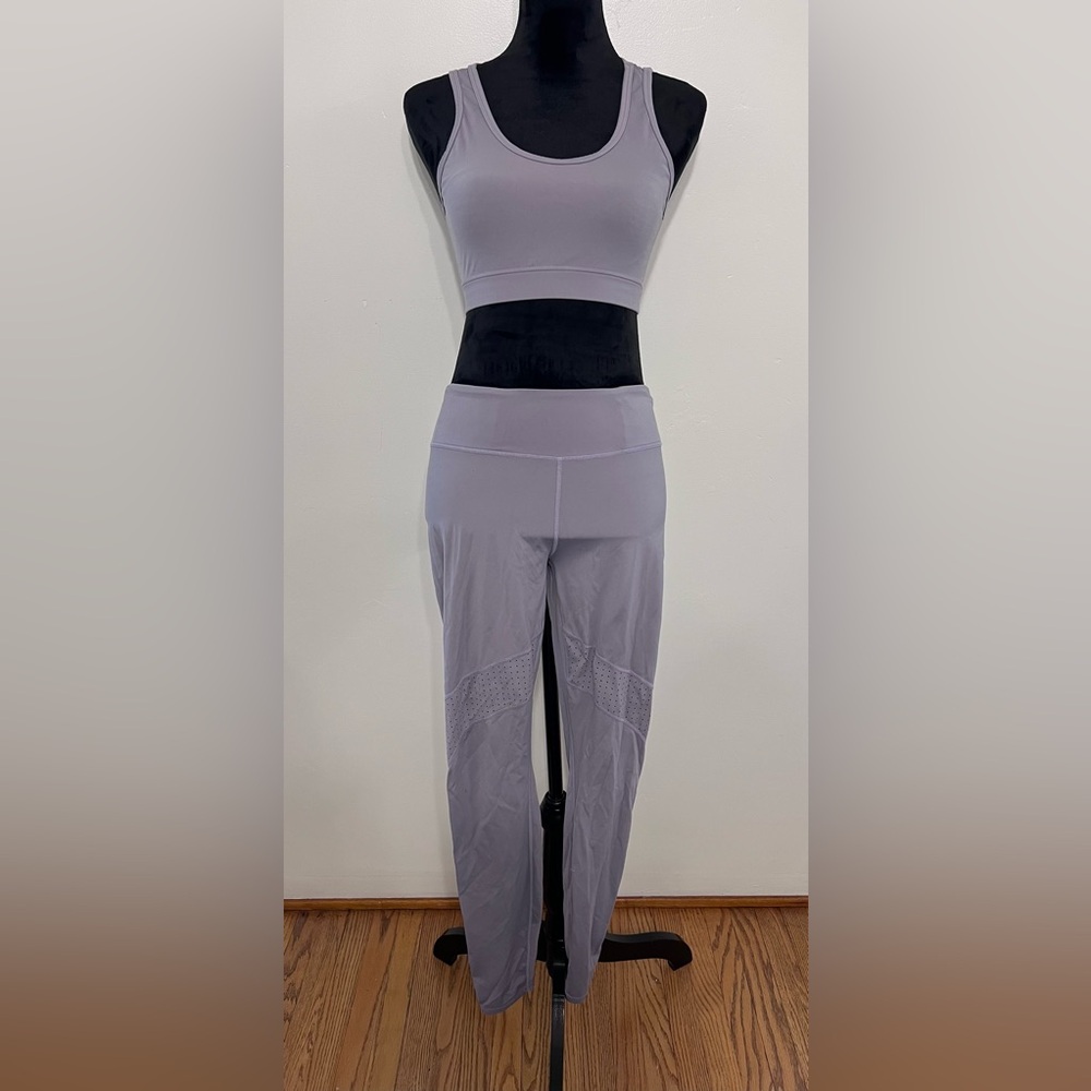 Varley Matching Sports Bra & Leggings Set - top is XXS, bottoms are S